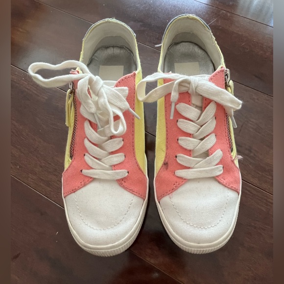 EUC - Dolce Vita Zaire Pink Patchwork Sneaker Womans Size 6 - Picture 2 of 8